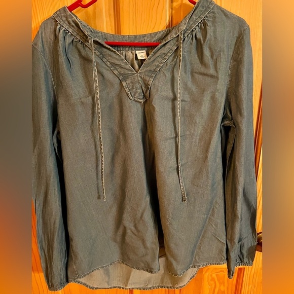 Old Navy Women's Blue Long Sleeve Top Size M Chambray Tie Front Closure VTG Boho - Picture 3 of 12